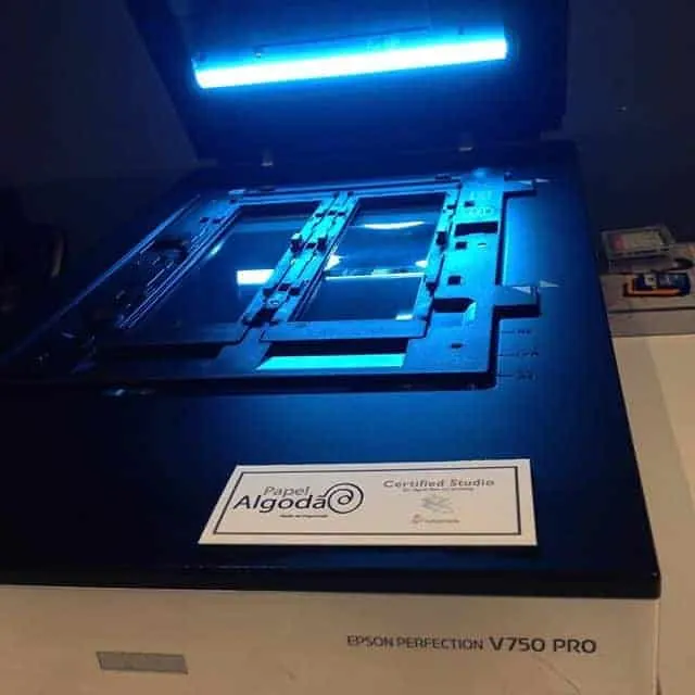 Scanner Epson para digitalização de obras e fotografias